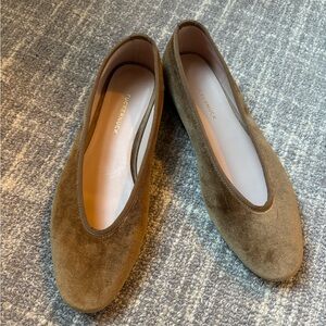 Tuckernuck Nina ballet flats velvet hazel size 8